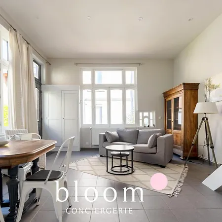 Loft Independant Avec Parking Prive Apartment